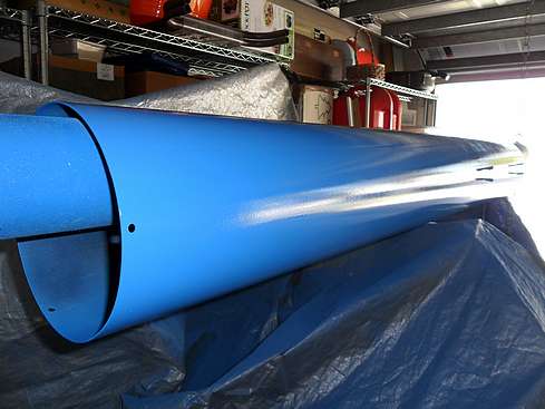 First coats of paint applied to primed Main Tube - 1 (Click to go to page)